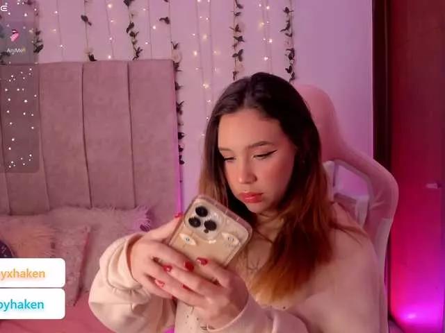 AbbyH2 on BongaCams 