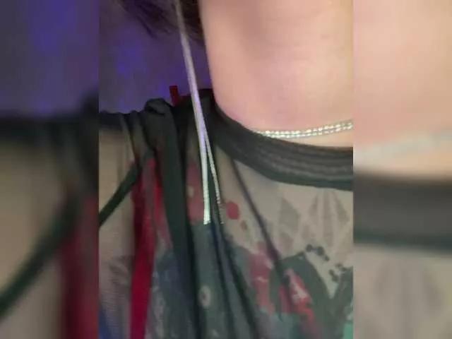 AbsintheGirl on BongaCams 
