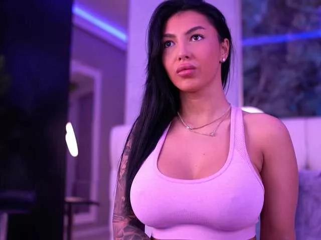 AishaDevoe on BongaCams 