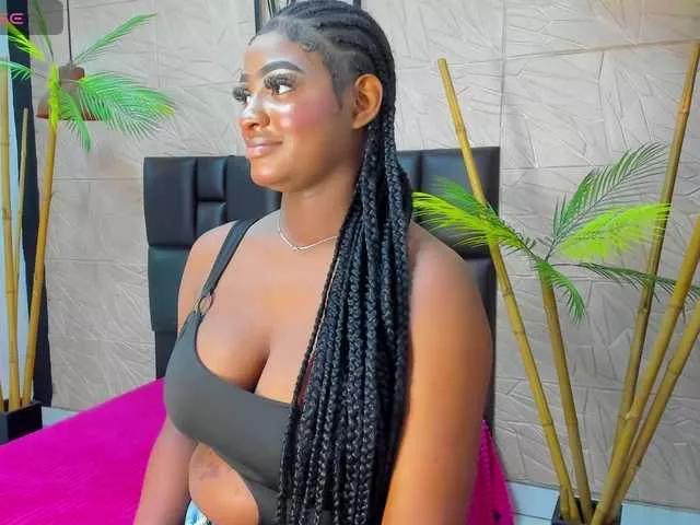 alanabonny on BongaCams 