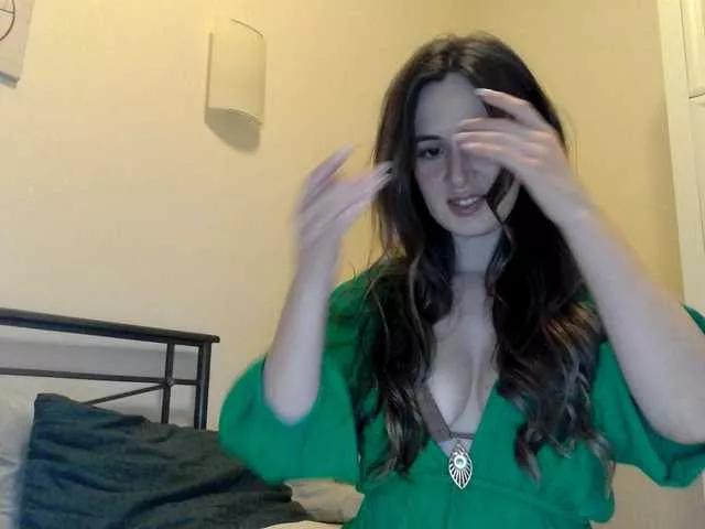 AleksisFox on BongaCams 