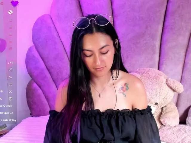 Alice-Cristofer on BongaCams 