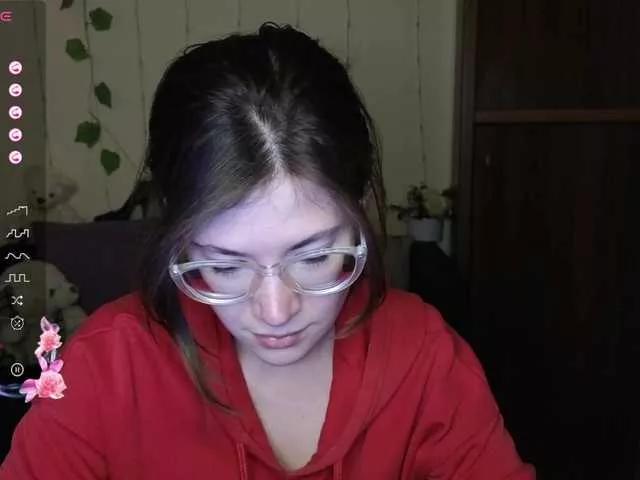 Aliciafolow009 on BongaCams 