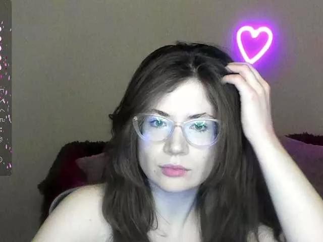 Aliciafolow009 on BongaCams 
