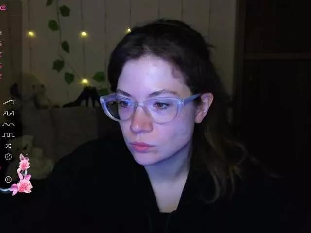 Aliciafolow009 on BongaCams 