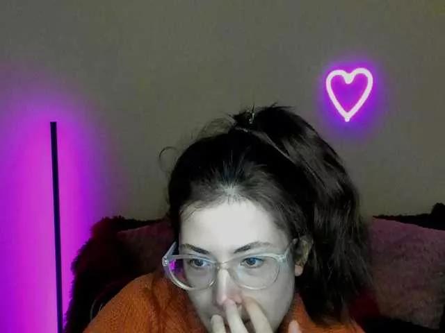 Aliciafolow009 on BongaCams 