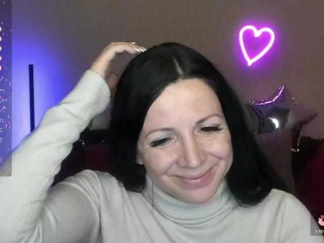 AlikaLorensTalk on BongaCams 