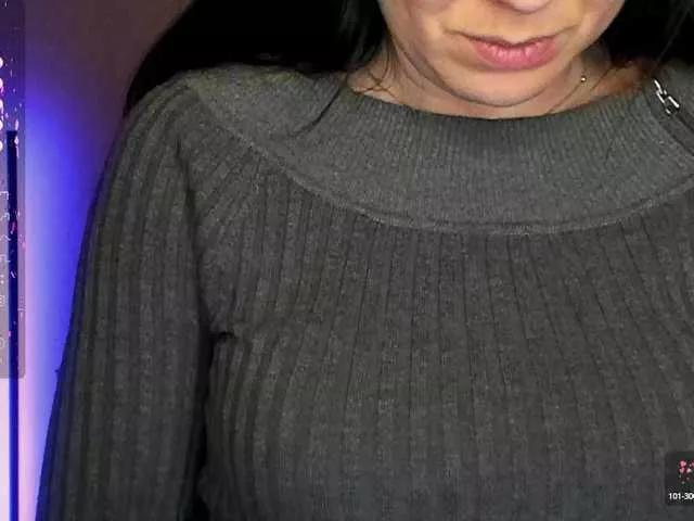 AlikaLorensTalk on BongaCams 