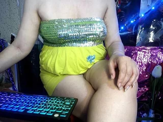 AlinaMistress on BongaCams 