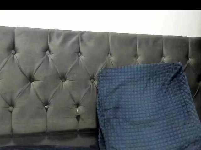 Amberr35 on BongaCams 
