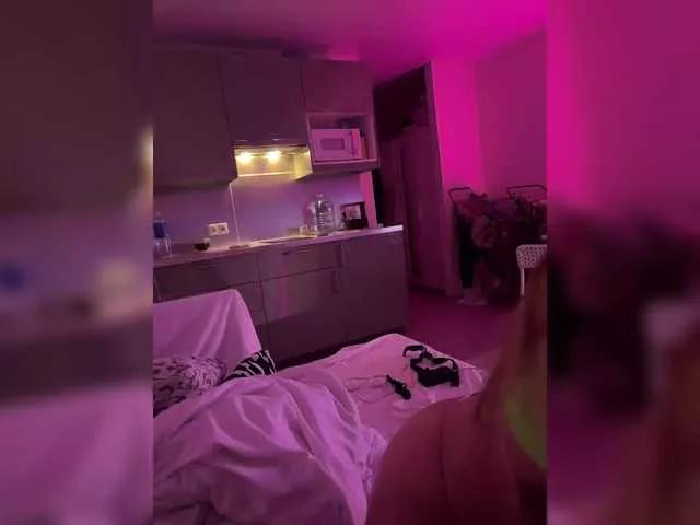 amlenkayasuka on BongaCams 