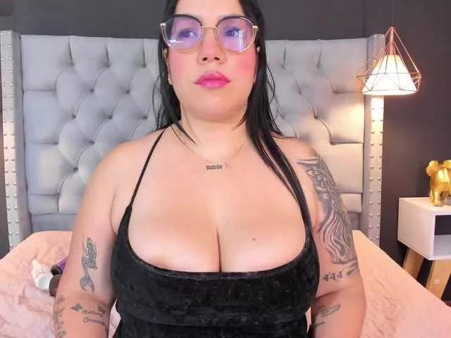 angeline-blake on BongaCams 