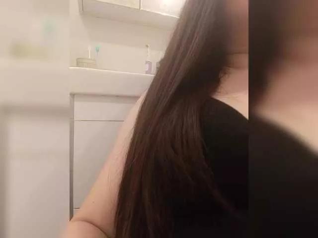 AnnaSova on BongaCams 