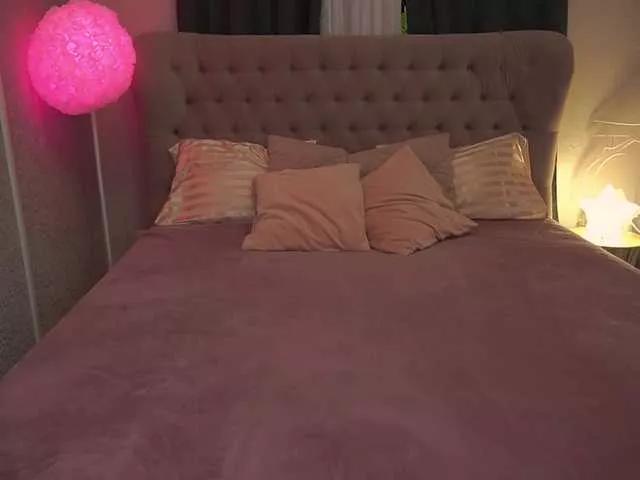 AnzhyTeqila on BongaCams 
