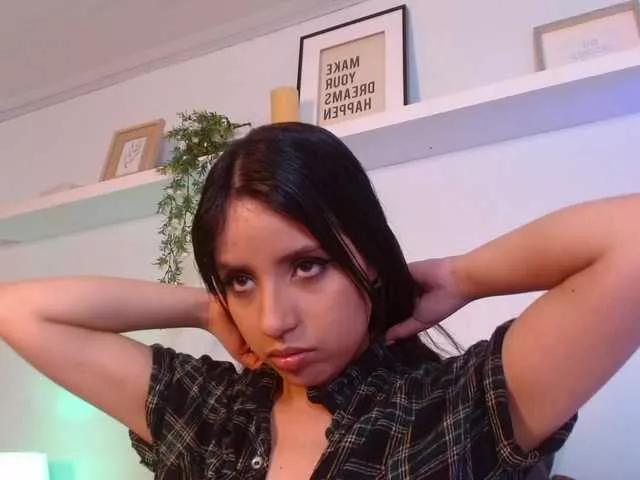 artemisadh on BongaCams 