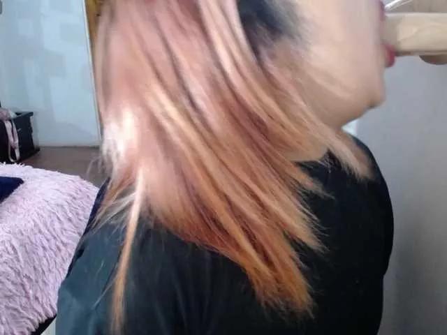 Ashly69 on BongaCams 