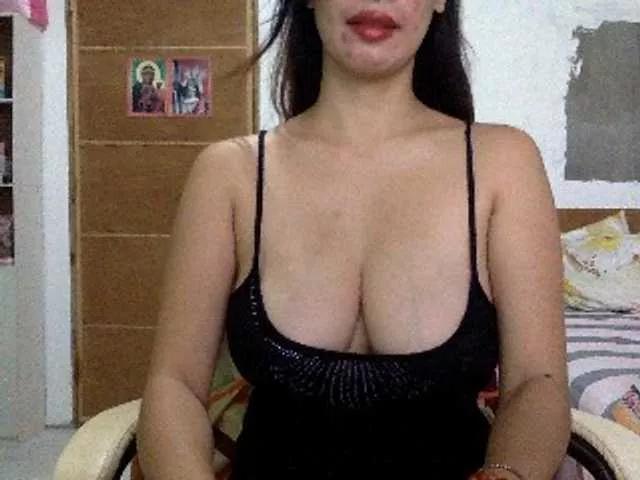 asianashley on BongaCams 
