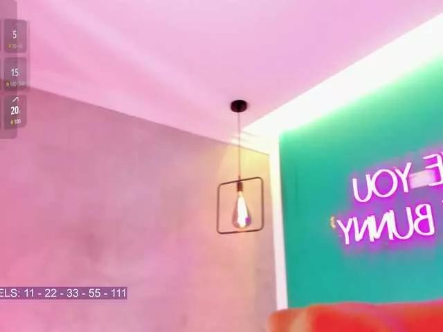 Aylamonroe on BongaCams 