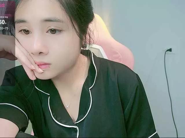 Babe-IU on BongaCams 