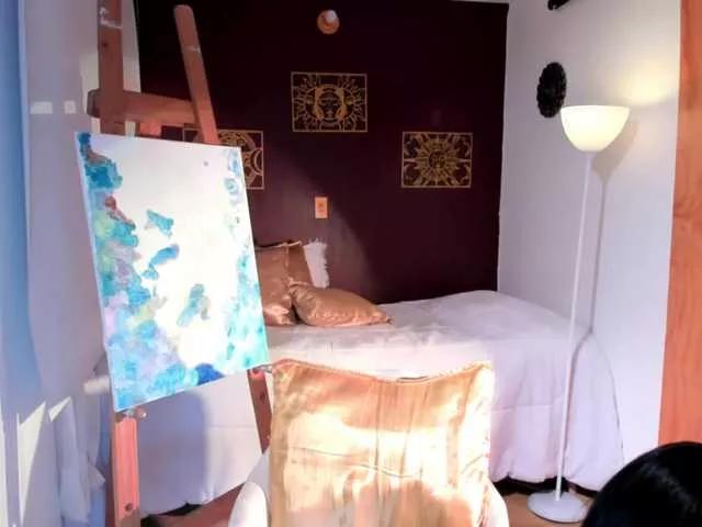 Bella-mwc on BongaCams 