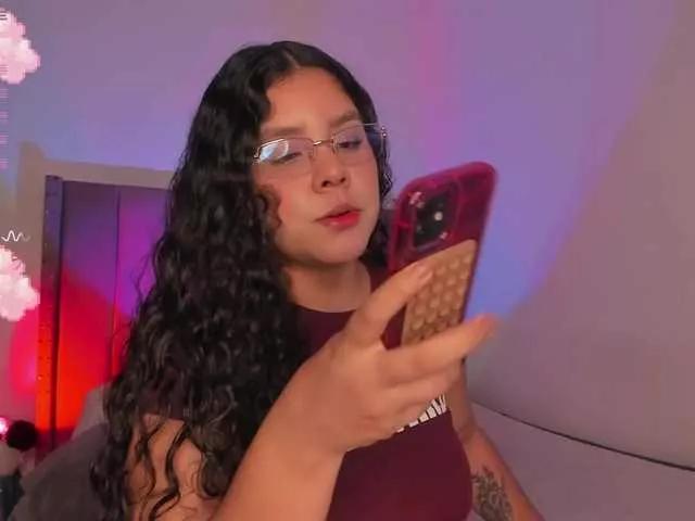 BellaXtar on BongaCams 