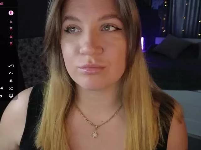 BloomBambi on BongaCams 