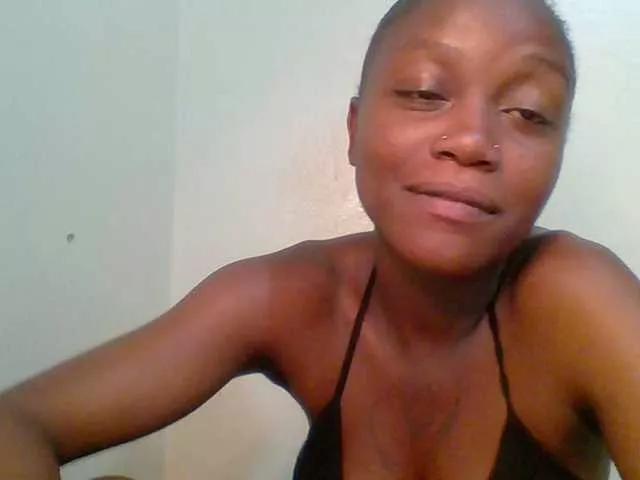 Bubbly-petite on BongaCams 