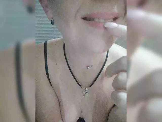 BUSINKA-25 on BongaCams 