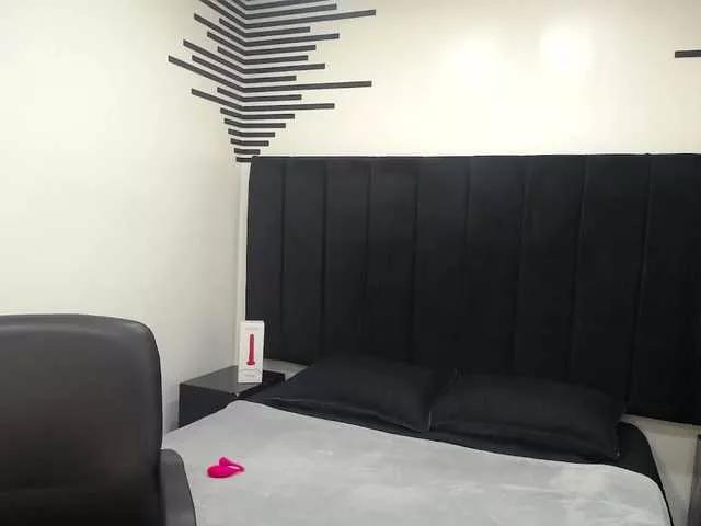 CamiilaReyes on BongaCams 