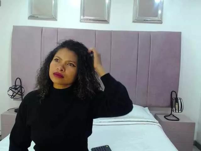 CamiilaReyes on BongaCams 