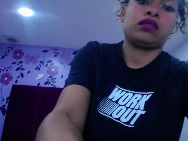 CamiilaReyes on BongaCams 