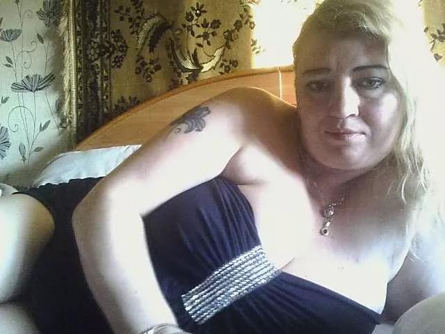 CamilleSmile on BongaCams 