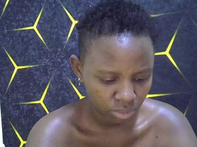 Candy27 on BongaCams 