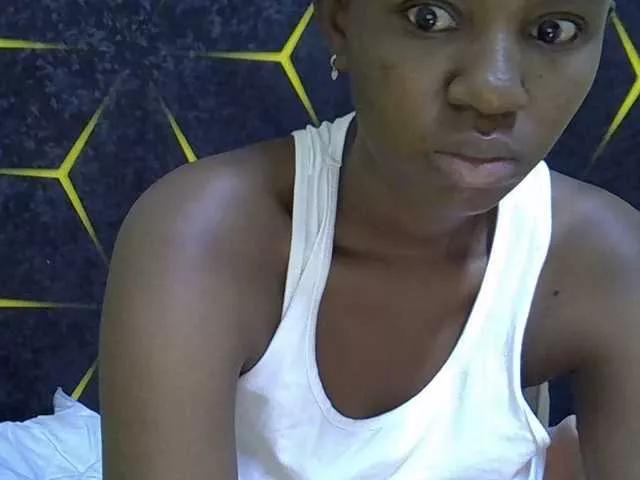 Candy27 on BongaCams 