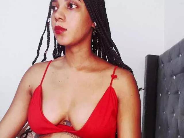 Cata-Santana on BongaCams 