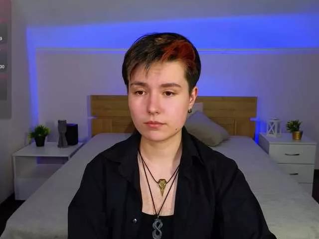 CharlieeAdams on BongaCams 