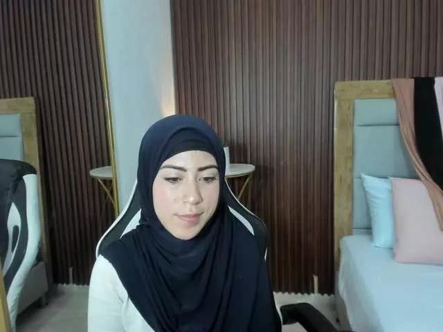 chaymae-nax on BongaCams 