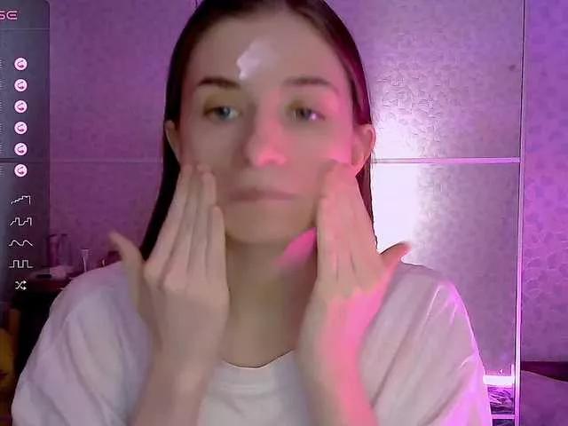 cherrybunny on BongaCams