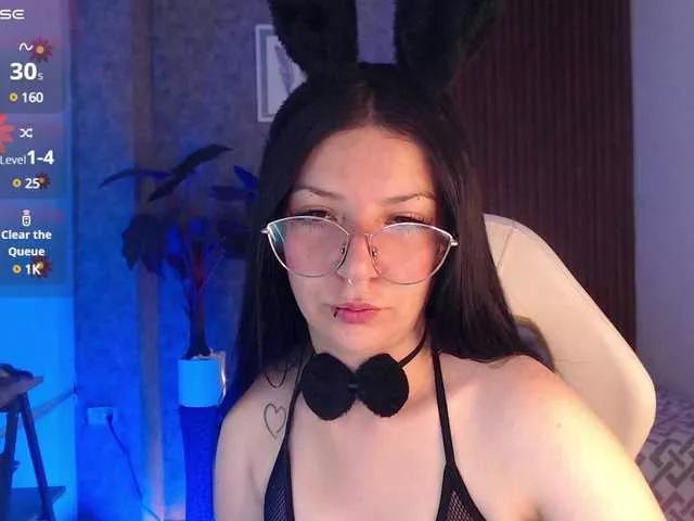 Chiaraa-Fiore on BongaCams 