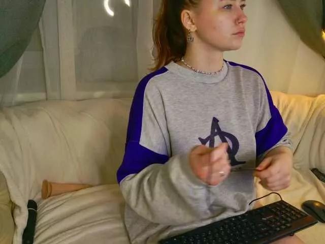 chloennaked on BongaCams 