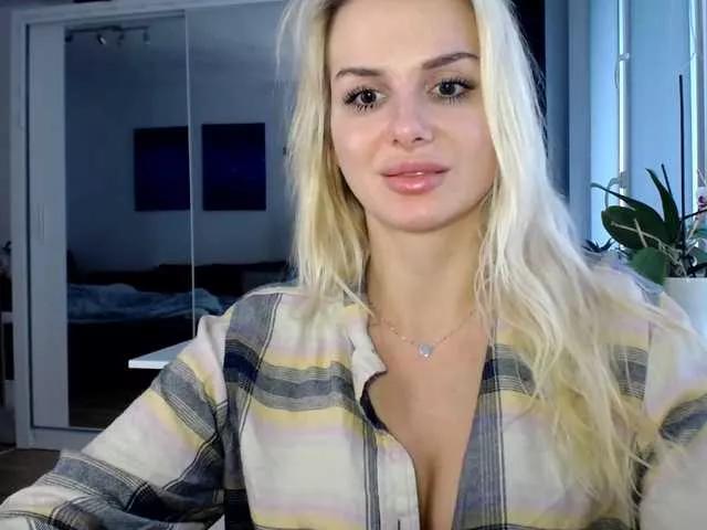 Freechat Cornelia22hot on BongaCams