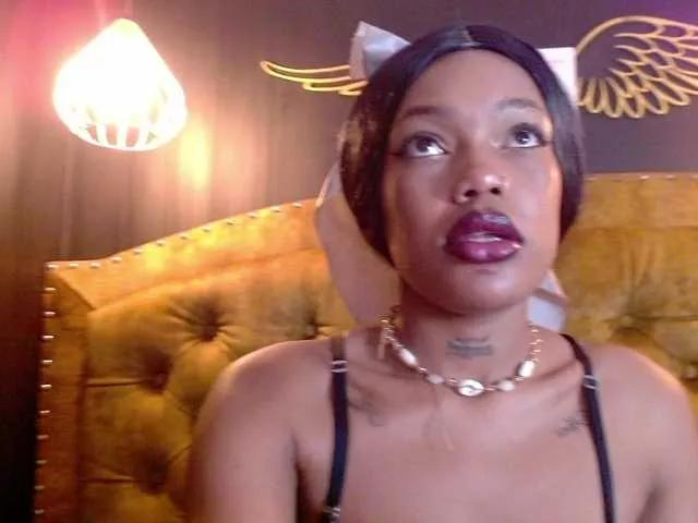 CrystalBrooke3x on BongaCams 