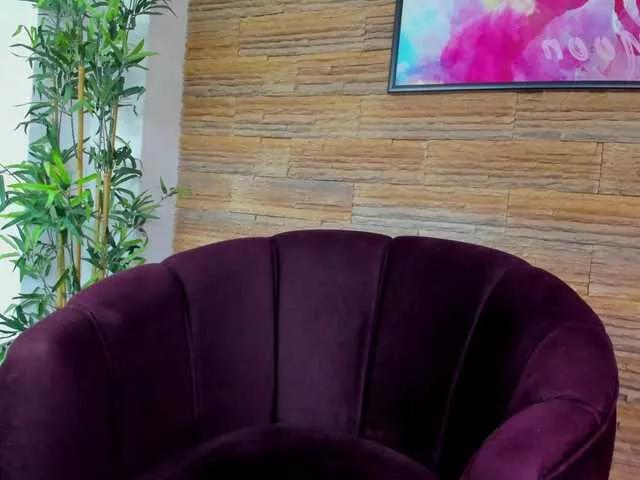 Cupcake-Izzy on BongaCams 