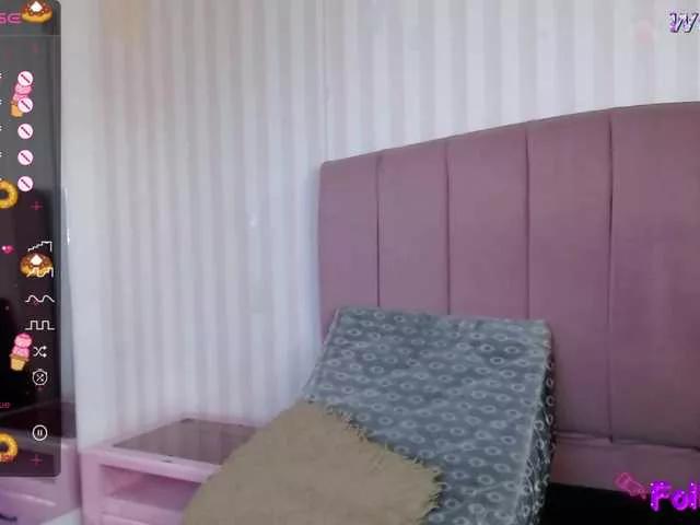 Danielaa-a on BongaCams 