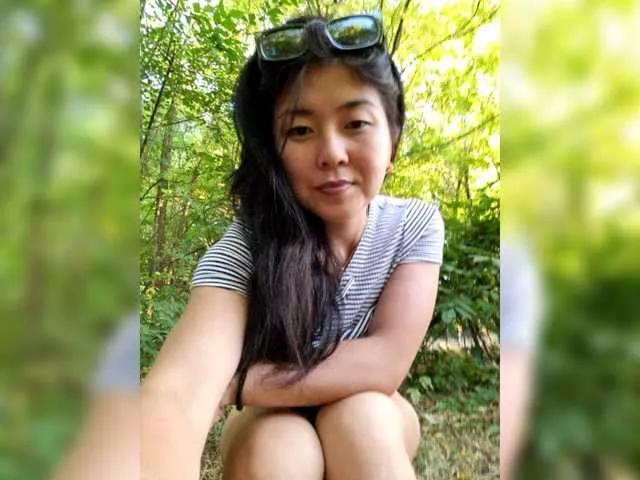 Freechat dasha922 on BongaCams