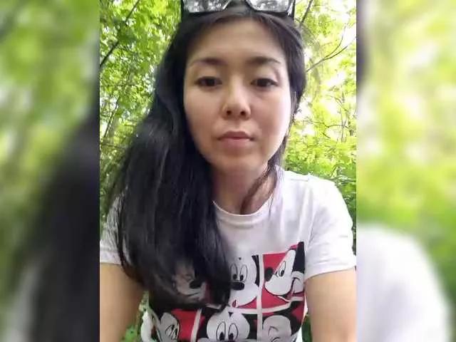 Freechat dasha922 on BongaCams