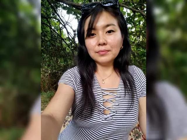 Freechat dasha922 on BongaCams