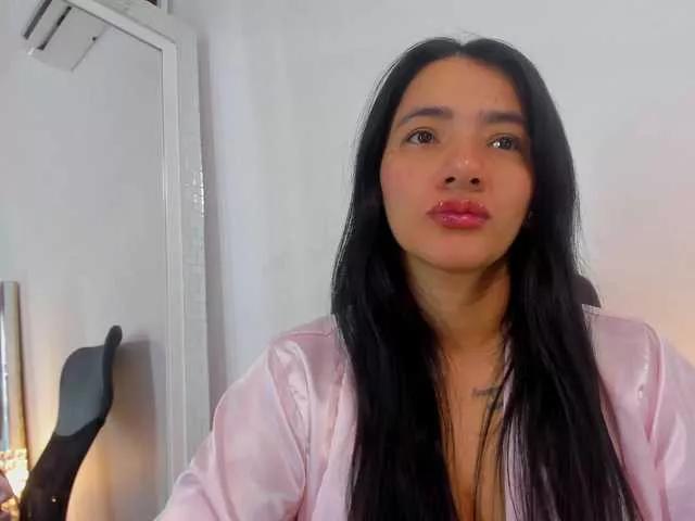 Dashafoxxx on BongaCams 