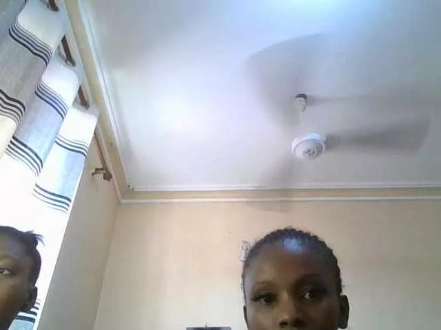 Ebbonyrakael on BongaCams 