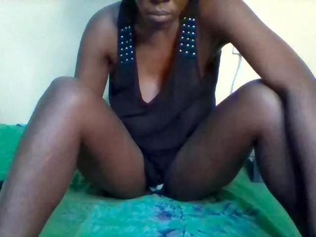 Ebonyrogan on BongaCams 